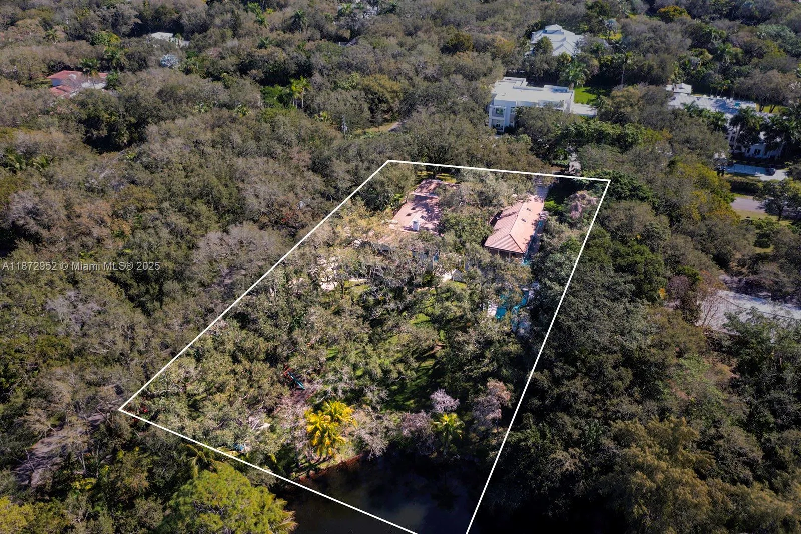 10100 Lakeside Dr