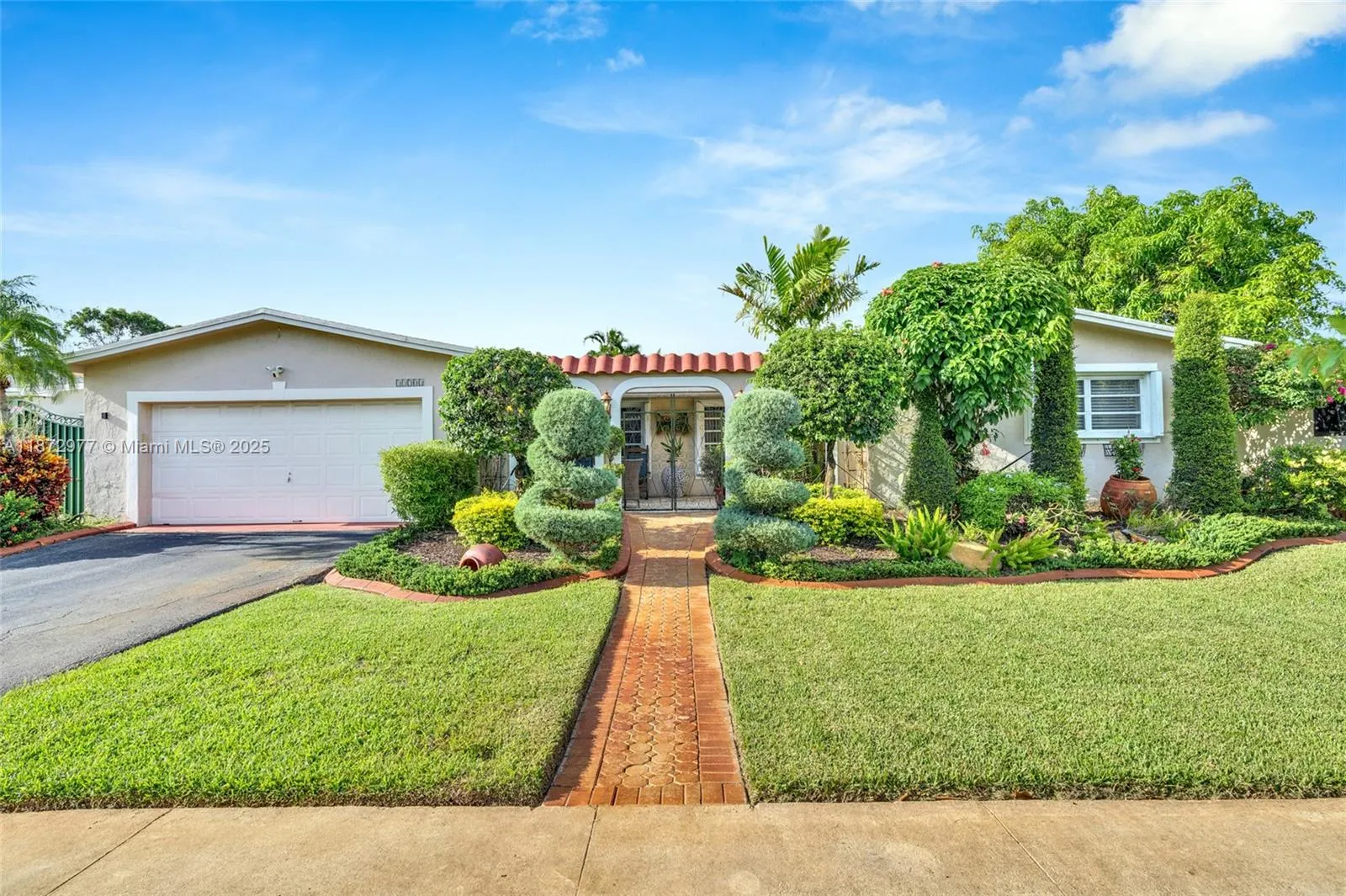 11701 NW 14th St
