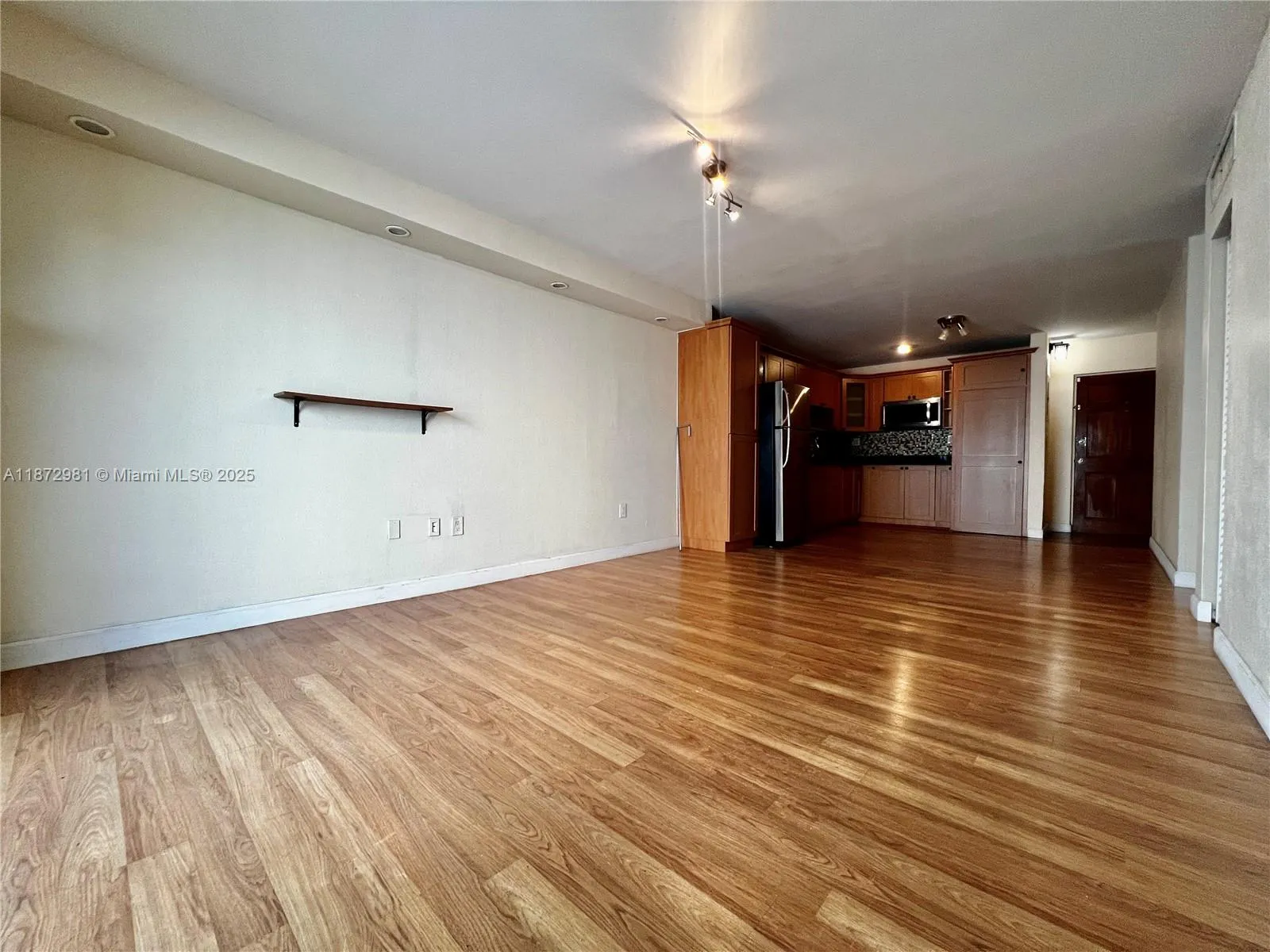 424 SW 7th St, #402