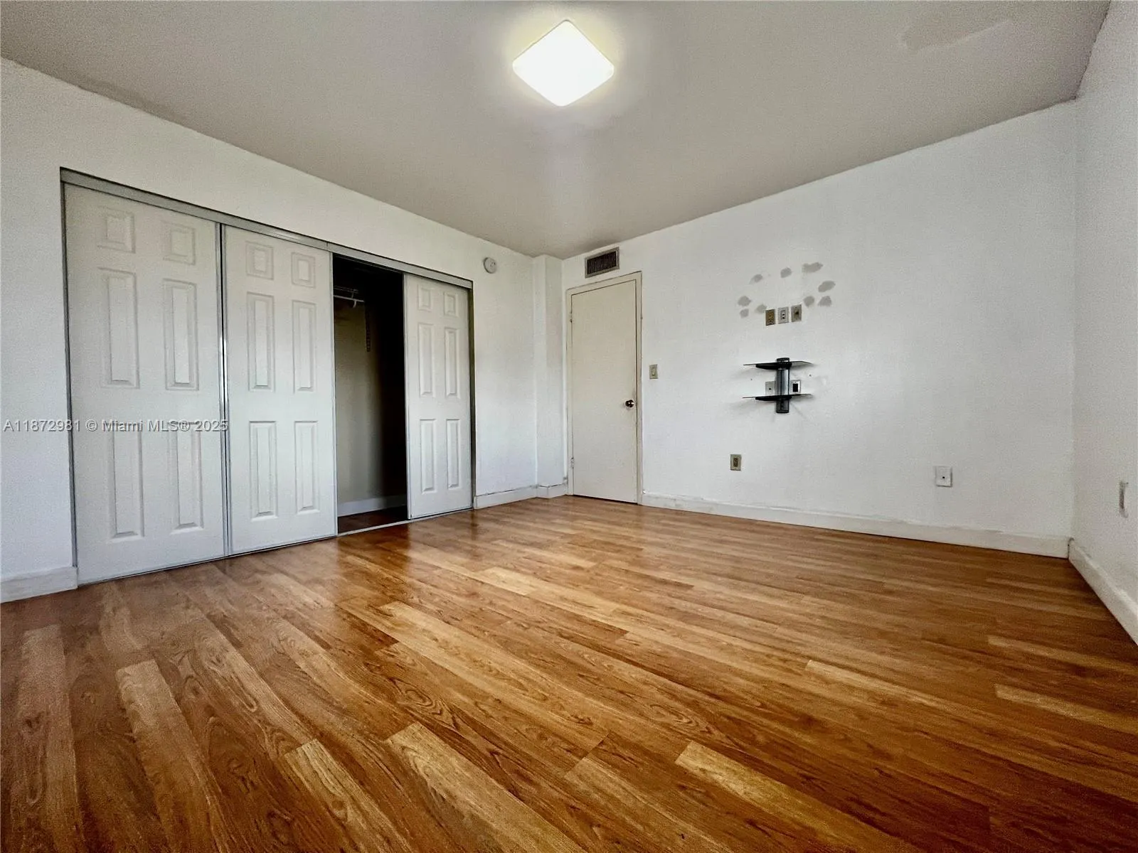 424 SW 7th St, #402