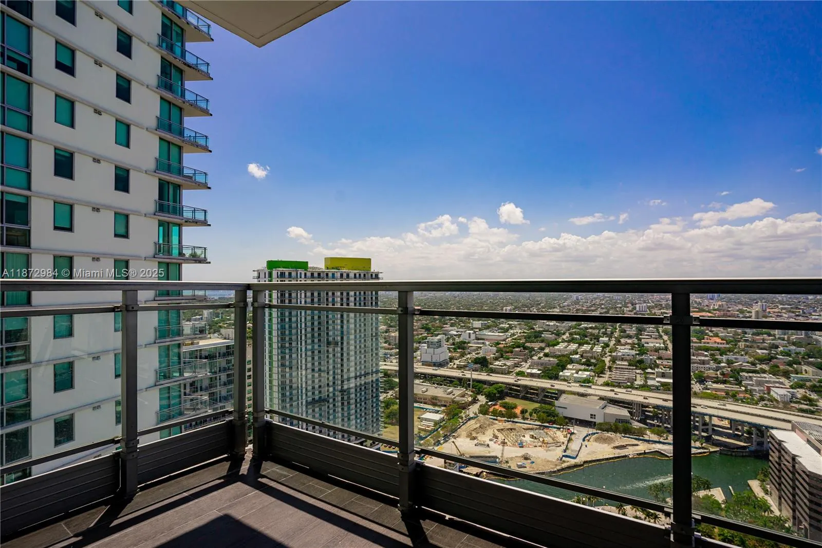 92 SW 3rd St, #4509