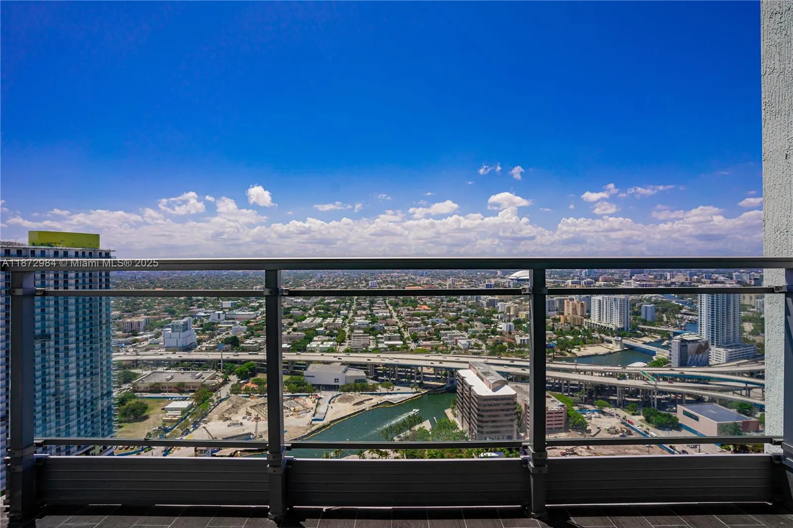 92 SW 3rd St, #4509