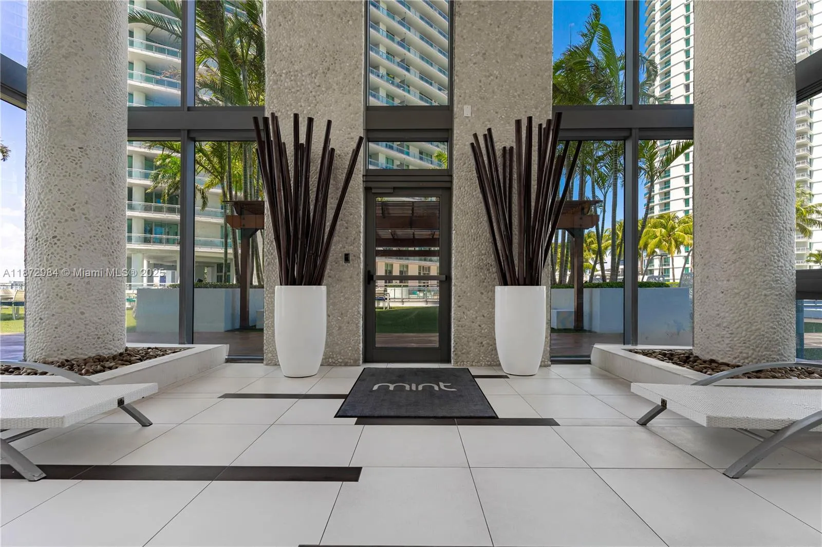92 SW 3rd St, #4509