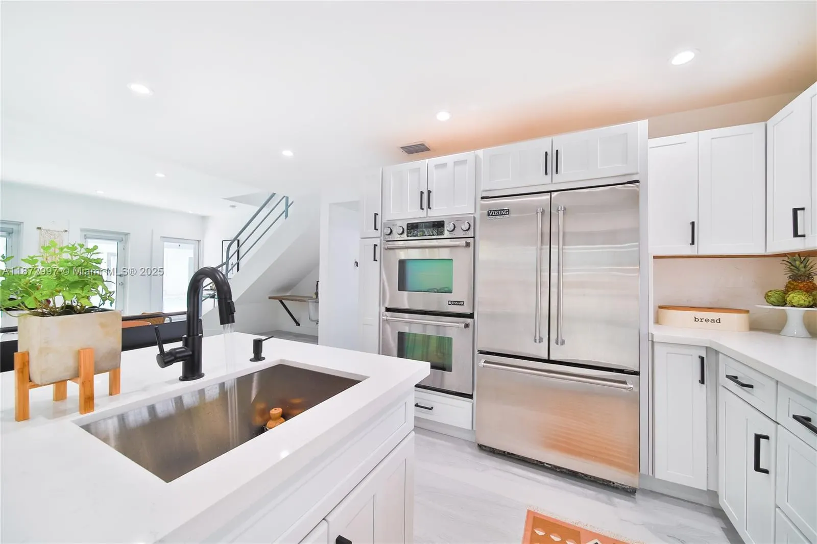 835 Jefferson Ave, #4