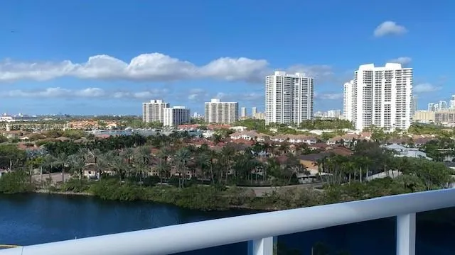 20505 E Country Club Dr, #1138