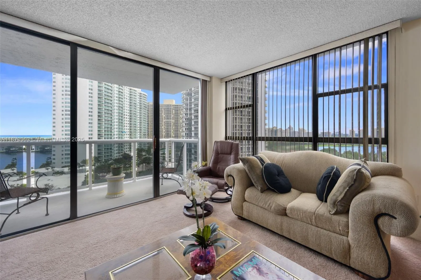 20505 E Country Club Dr, #1138