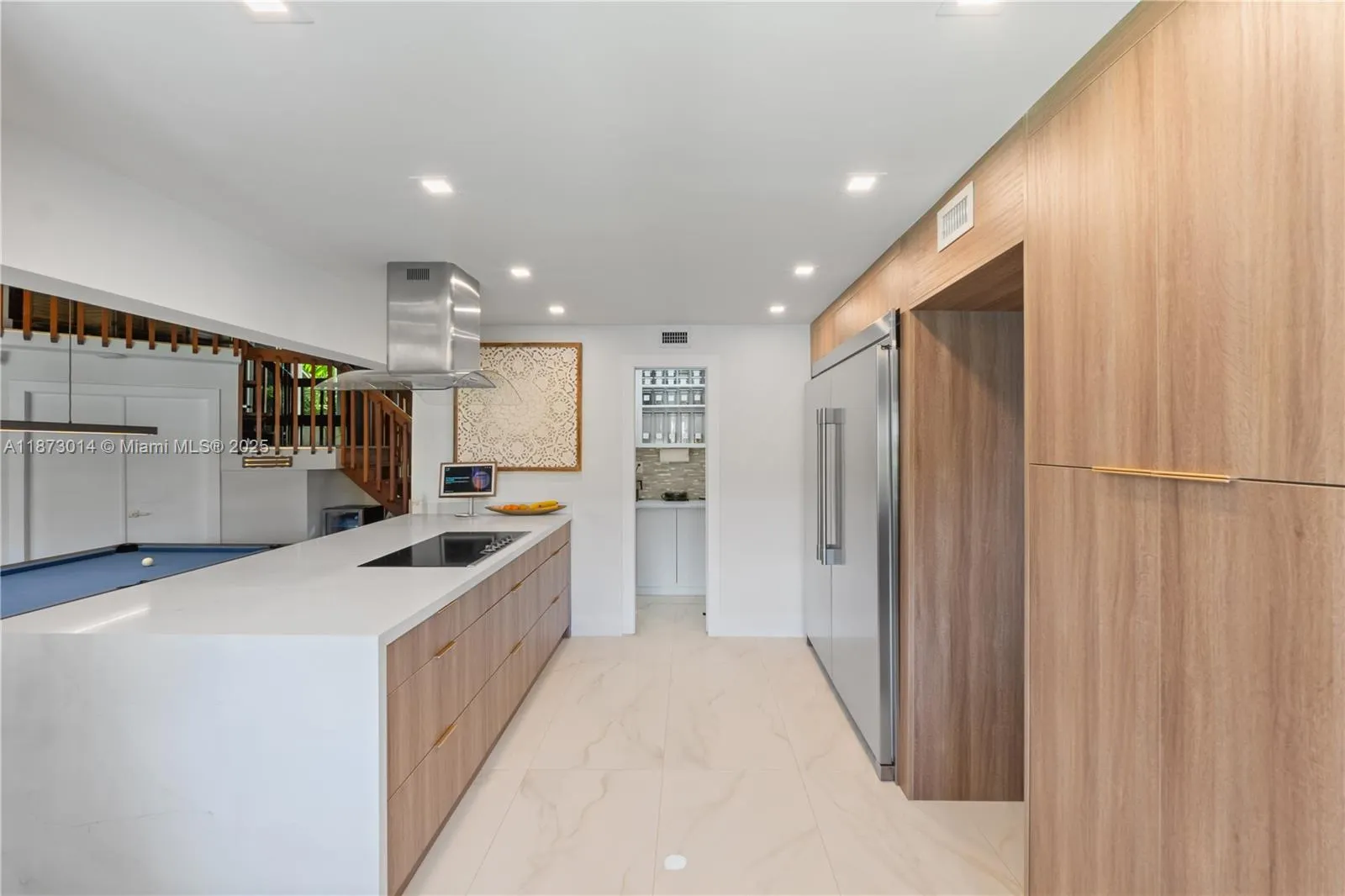 8001 NW 166th St