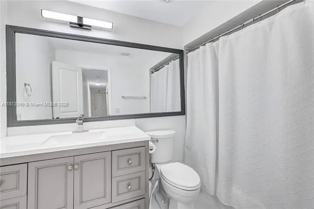 3211 Calle Largo Dr