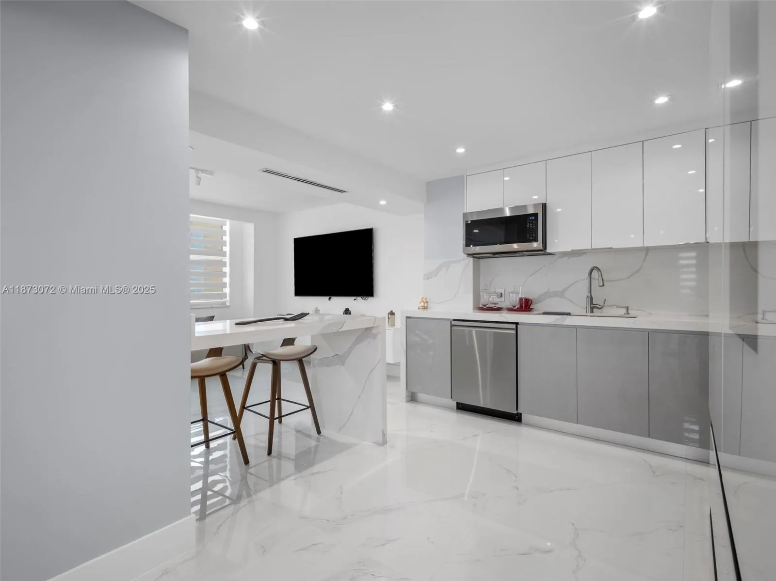 3180 S Ocean Dr, #1101