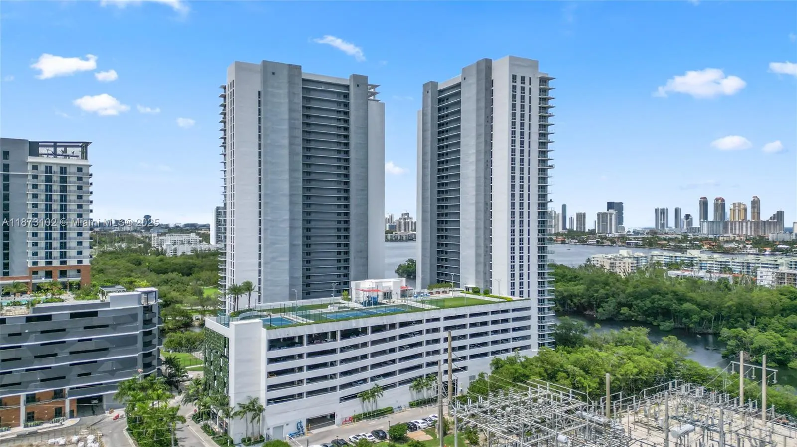 16385 Biscayne Blvd, #1007