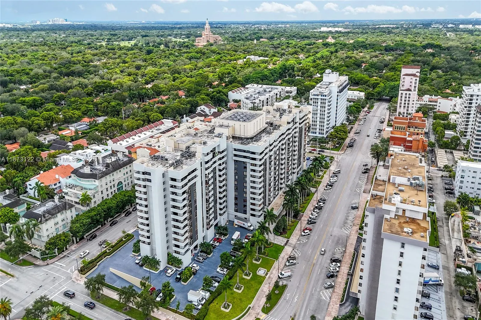 600 Biltmore Way, #1205