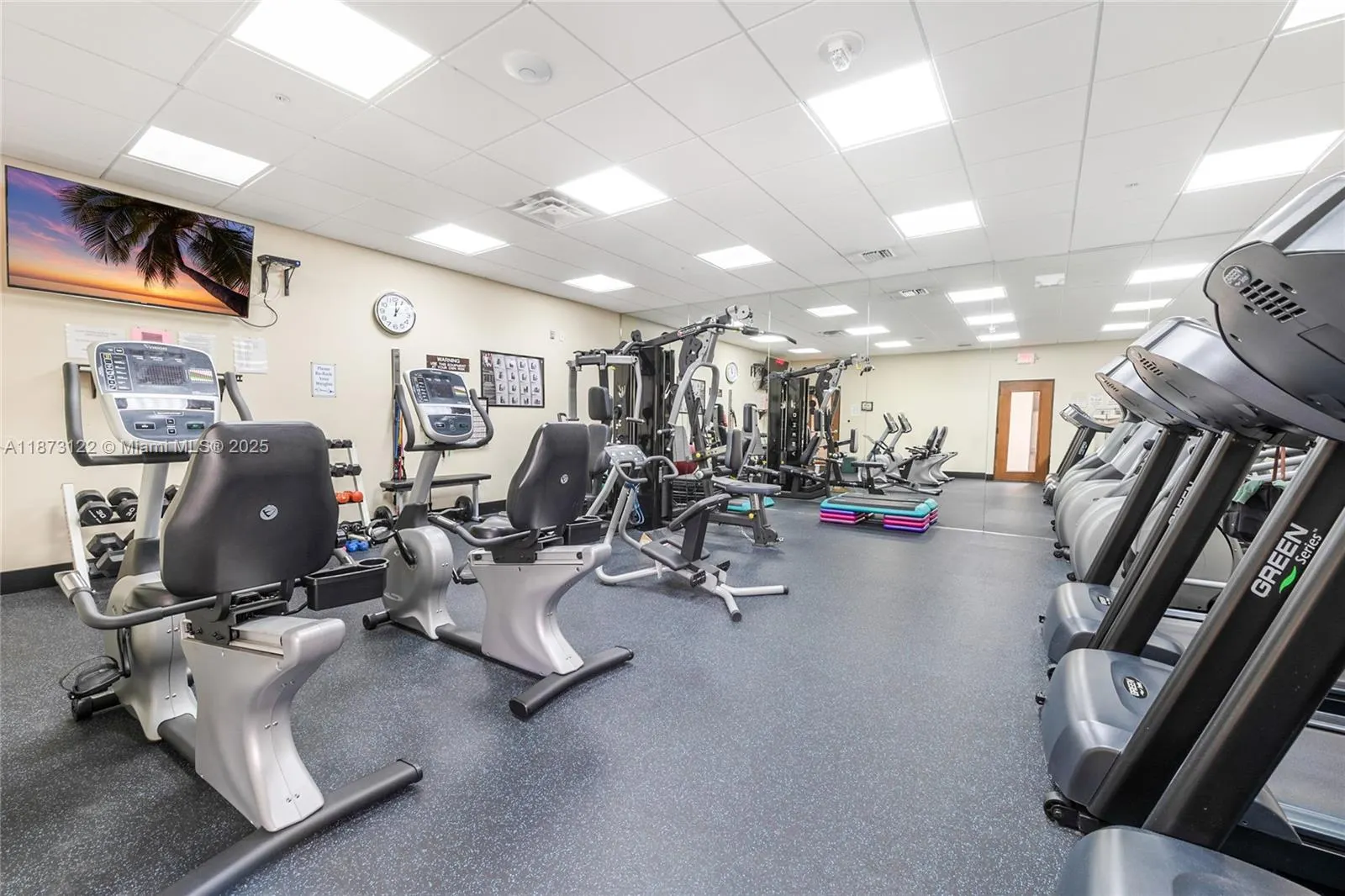 600 Biltmore Way, #1205