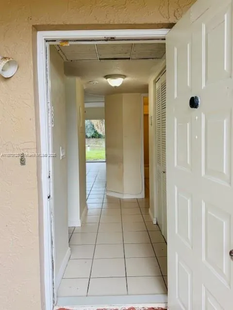 10173 Twin Lakes Dr, #23-D