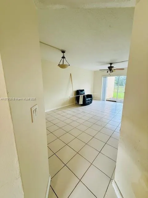 10173 Twin Lakes Dr, #23-D