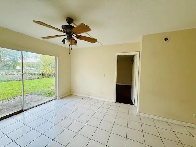 10173 Twin Lakes Dr, #23-D