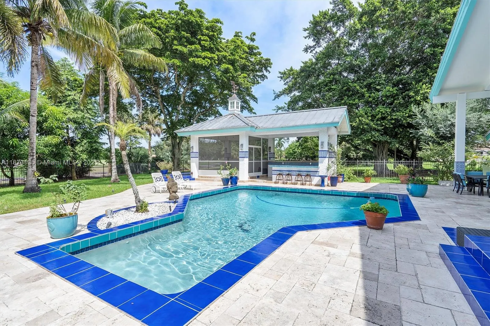 783 W Coco Plum Cir
