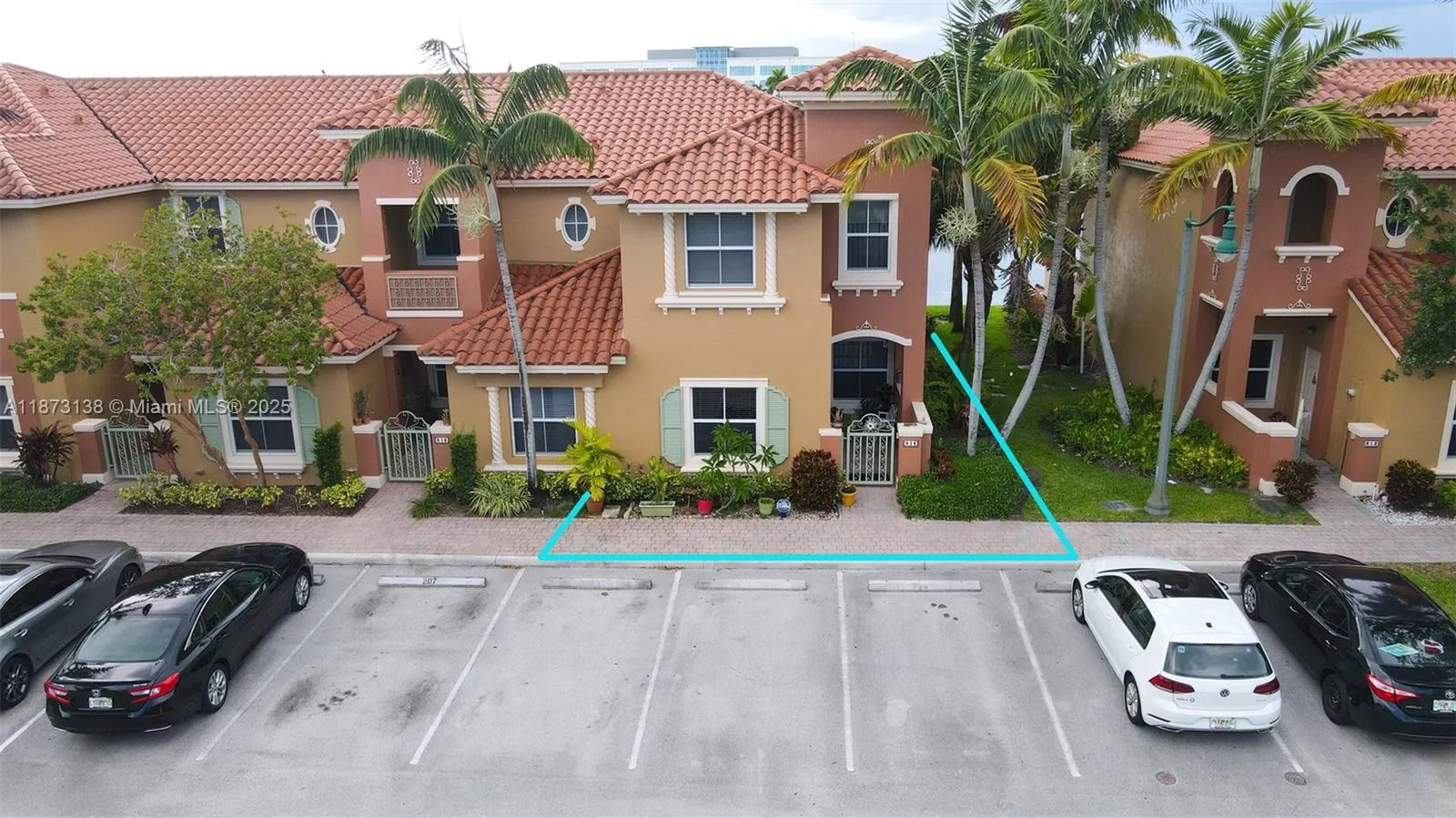 814 SW 143rd Ter, #208