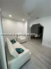727 Jefferson Ave, #5