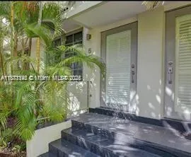 727 Jefferson Ave, #5