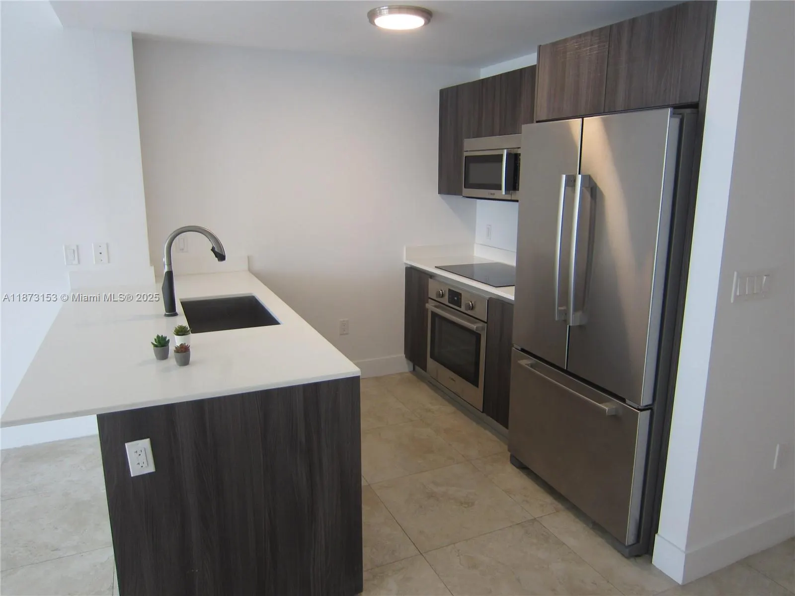 488 NE 18th St, #3404