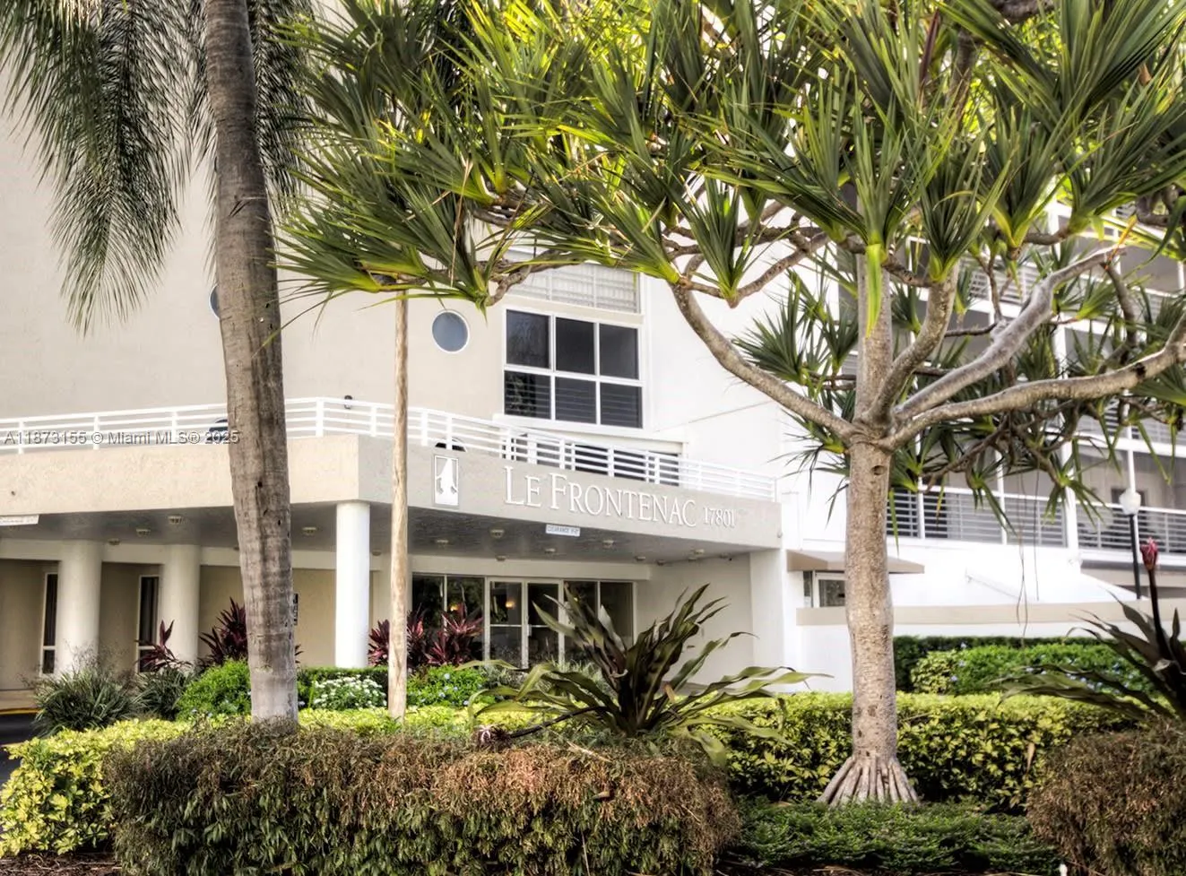 17801 N Bay Rd, #210