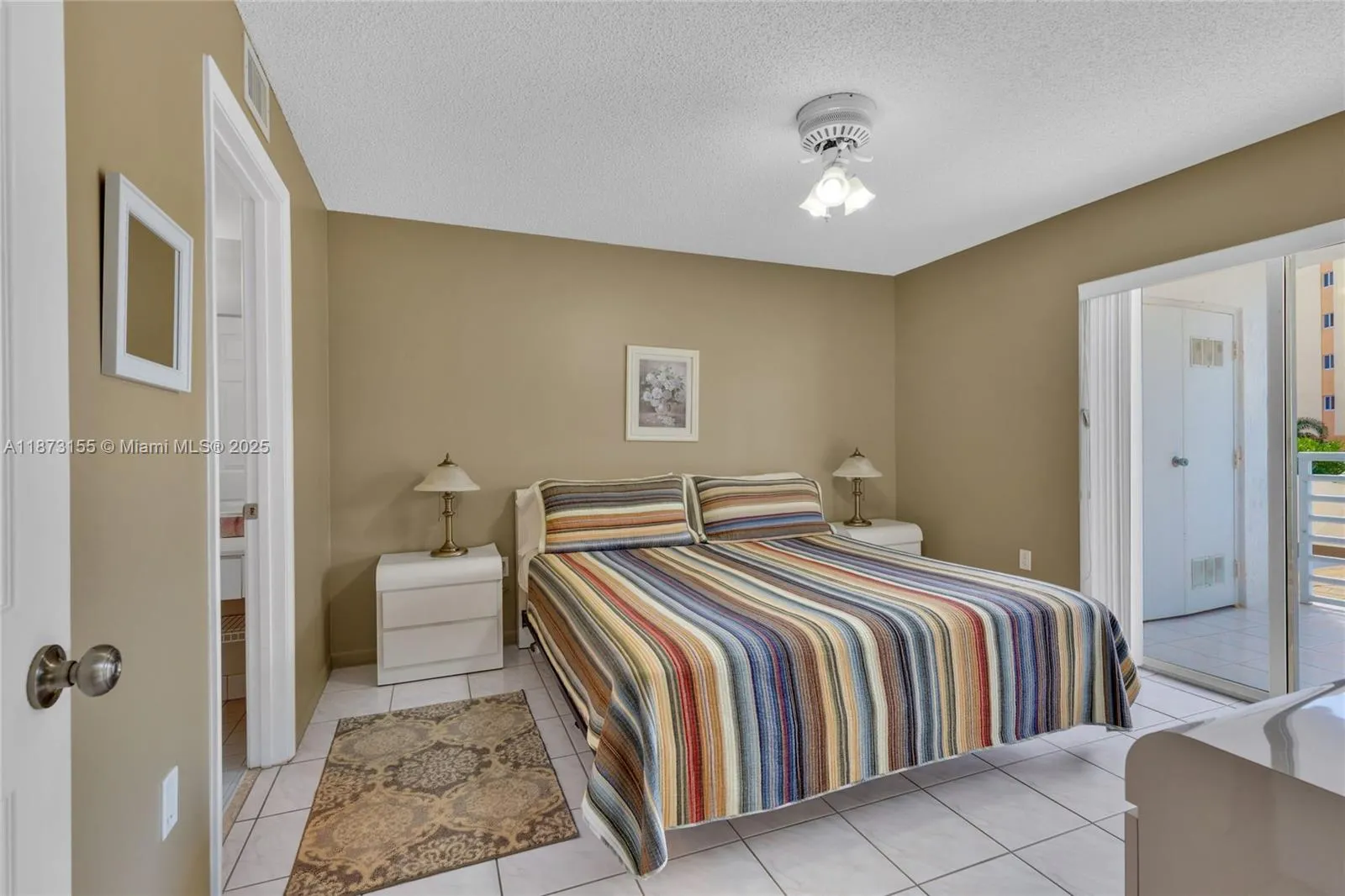 17801 N Bay Rd, #210