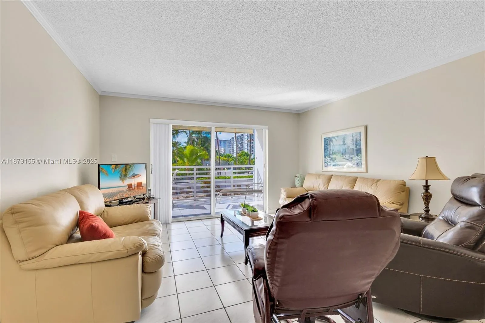 17801 N Bay Rd, #210