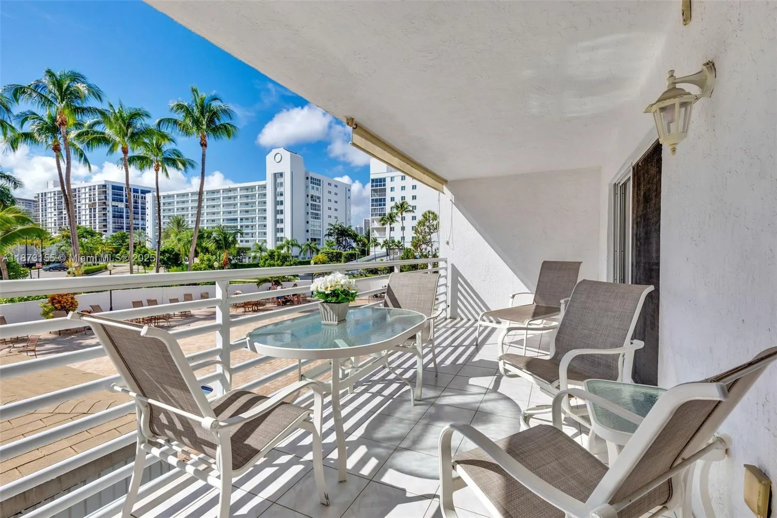 17801 N Bay Rd, #210