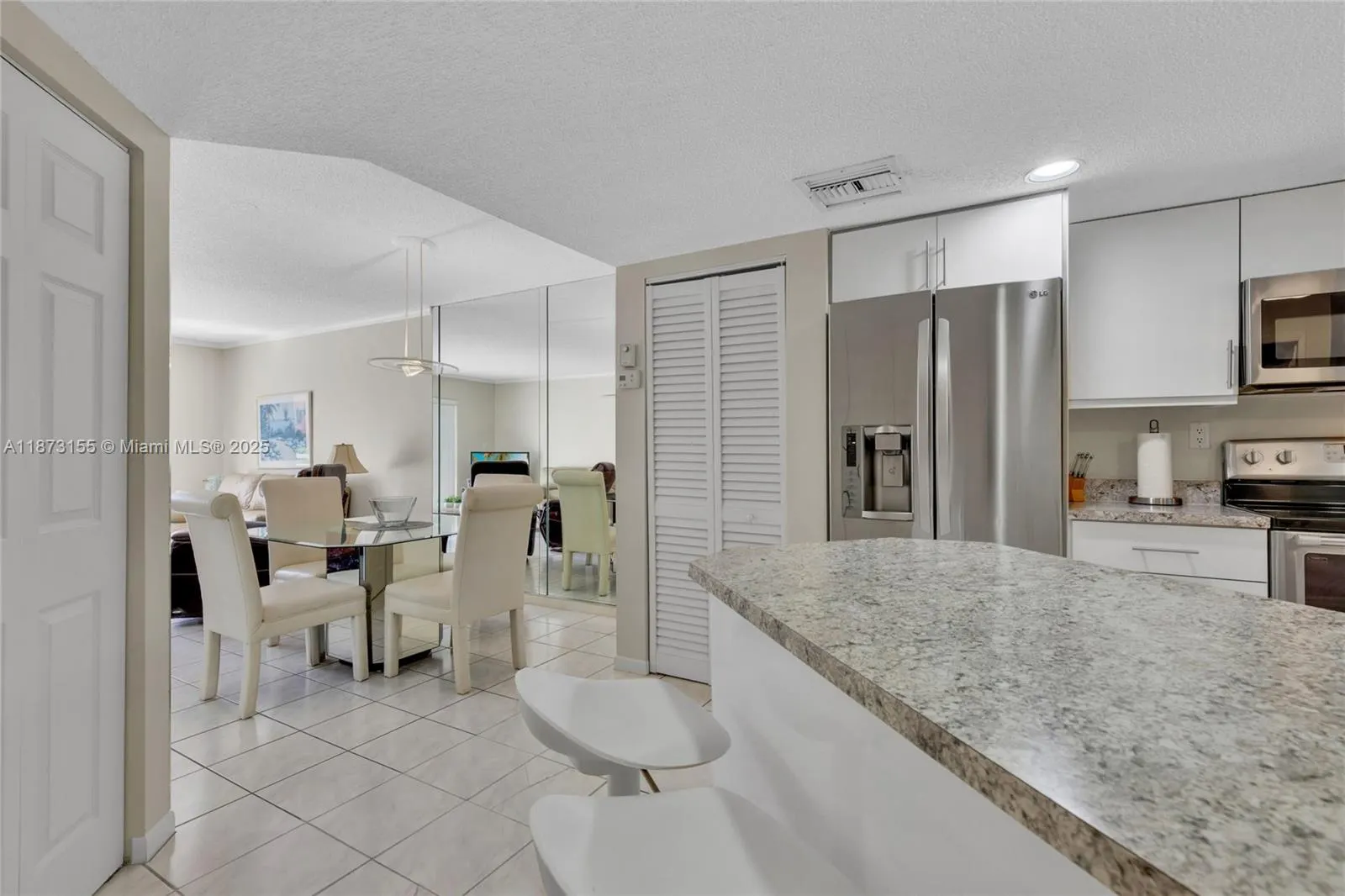 17801 N Bay Rd, #210