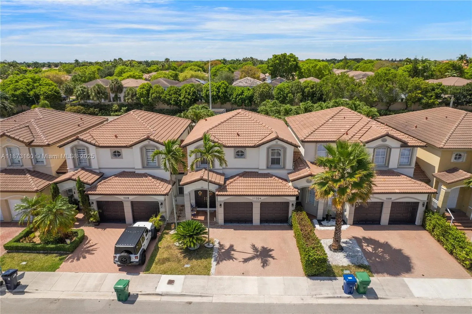11324 NW 74th Ter