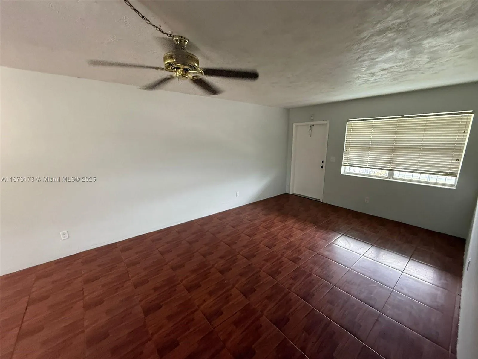 7401 Pines Blvd, #206A