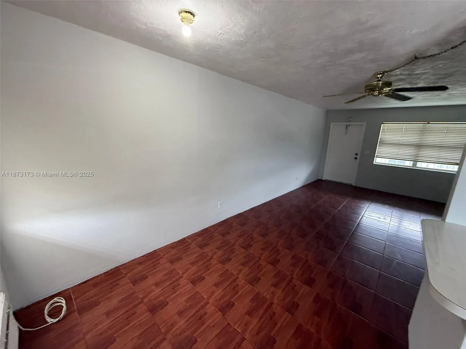 7401 Pines Blvd, #206A