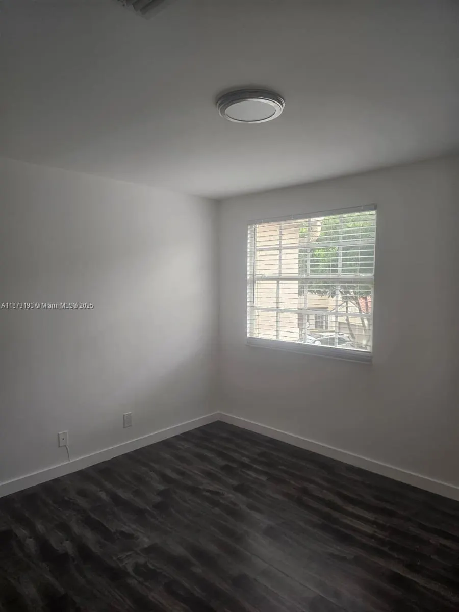 11047 Longboat Dr.