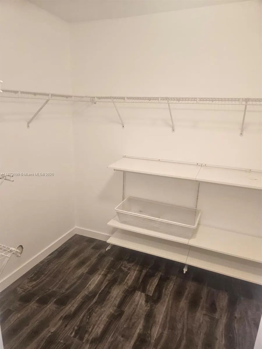 11047 Longboat Dr.