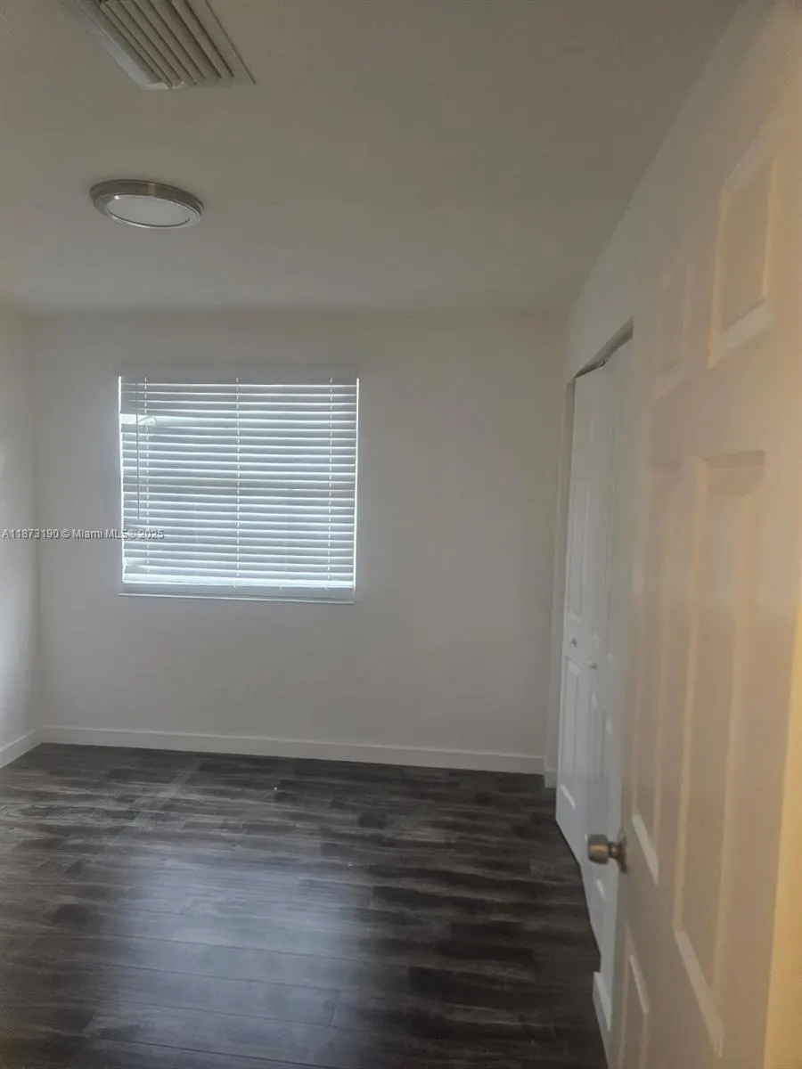11047 Longboat Dr.