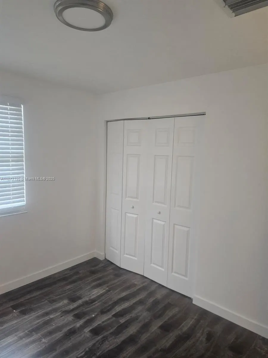 11047 Longboat Dr.