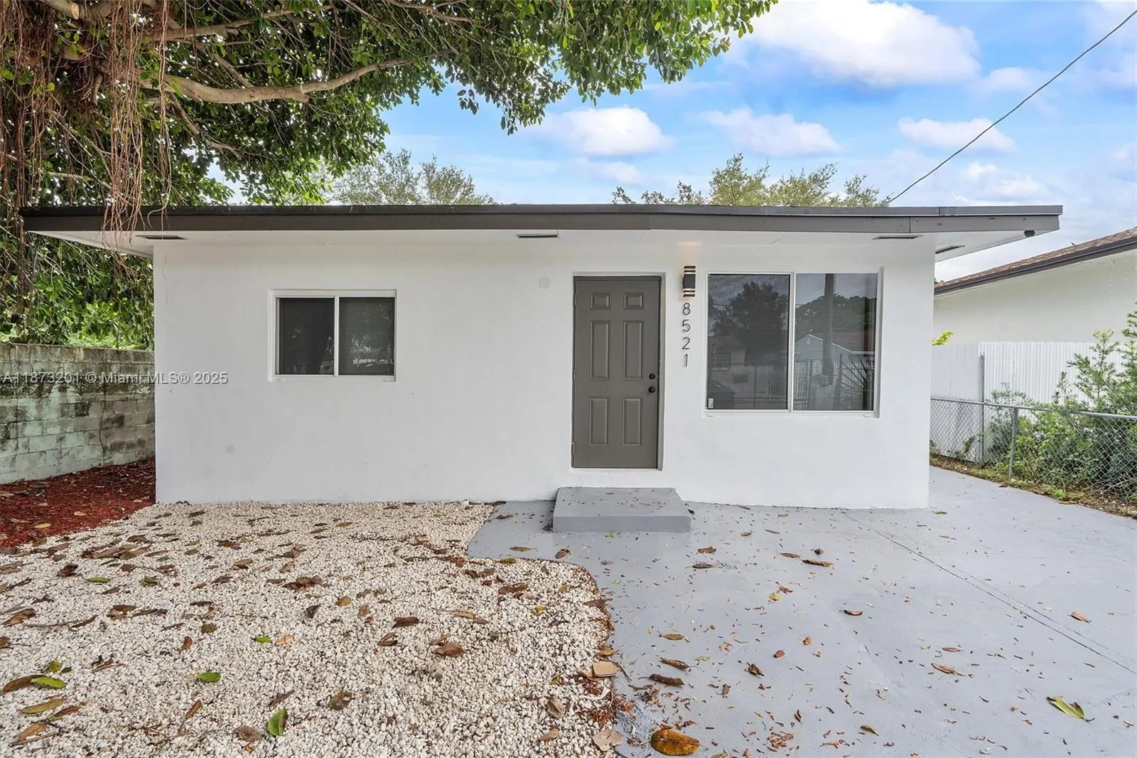 8521 NW 15th Ave