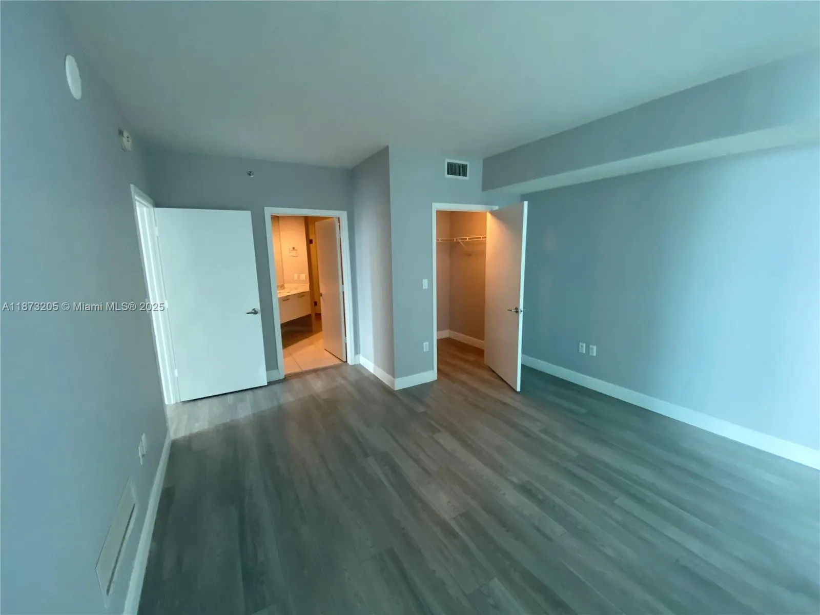 55 SE 6th St, #2107