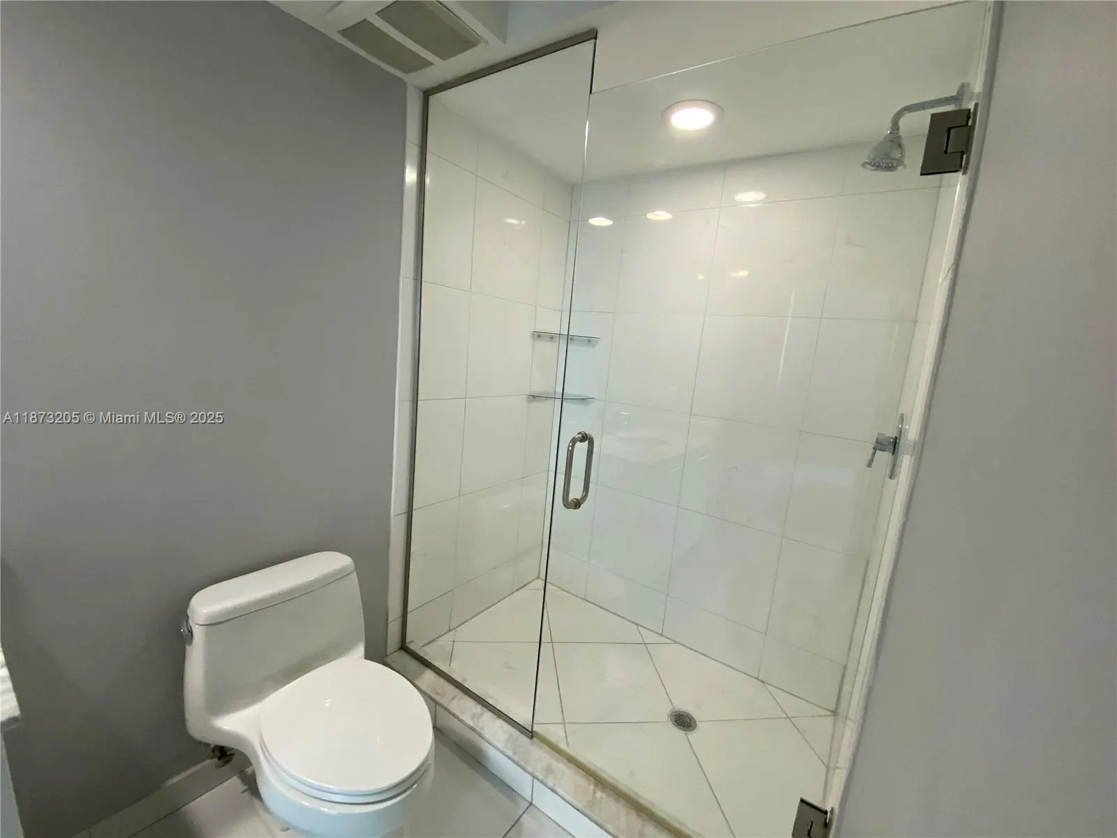 55 SE 6th St, #2107