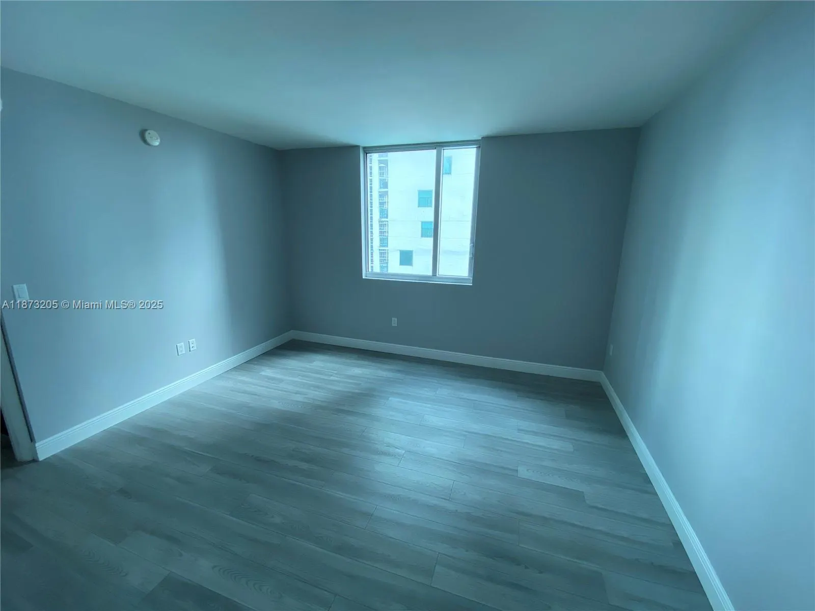 55 SE 6th St, #2107