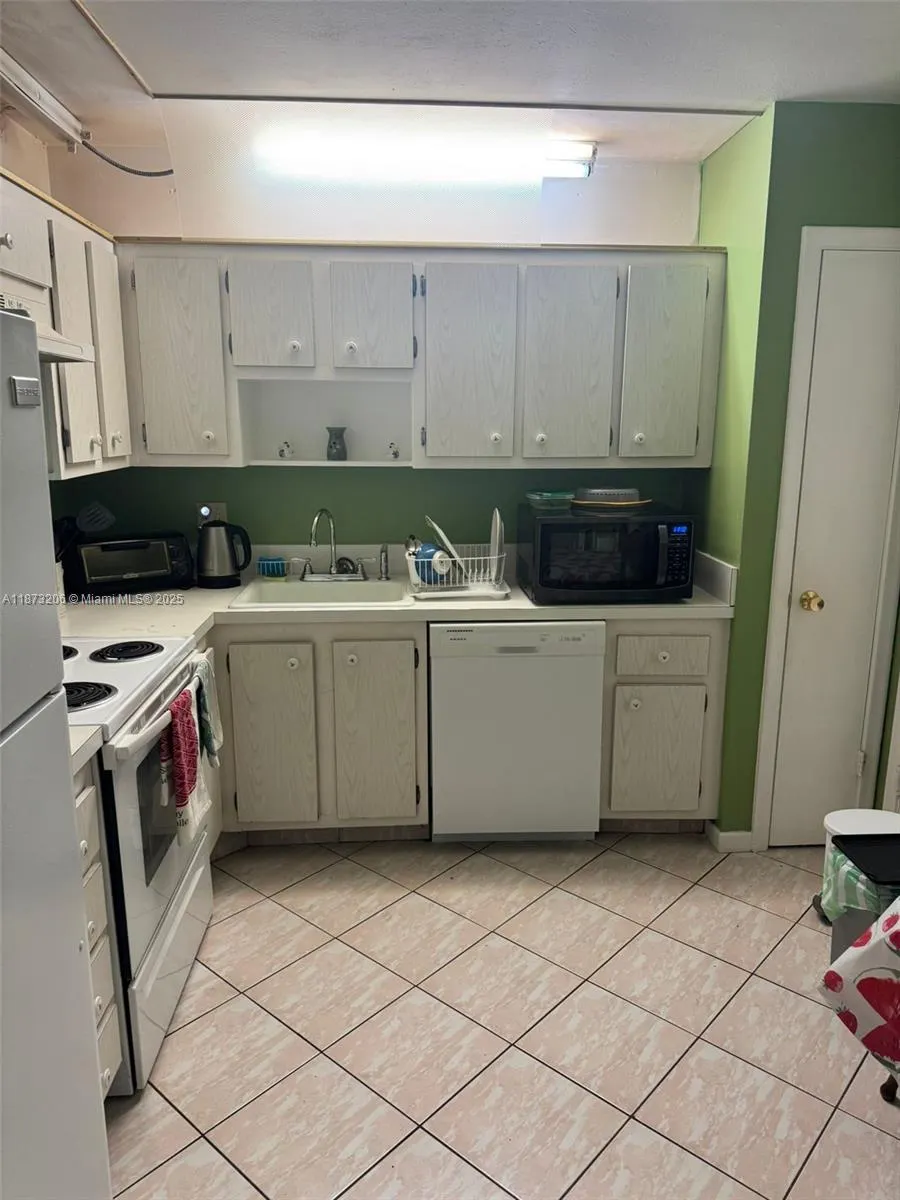 2061 NW 47th Ter, #407