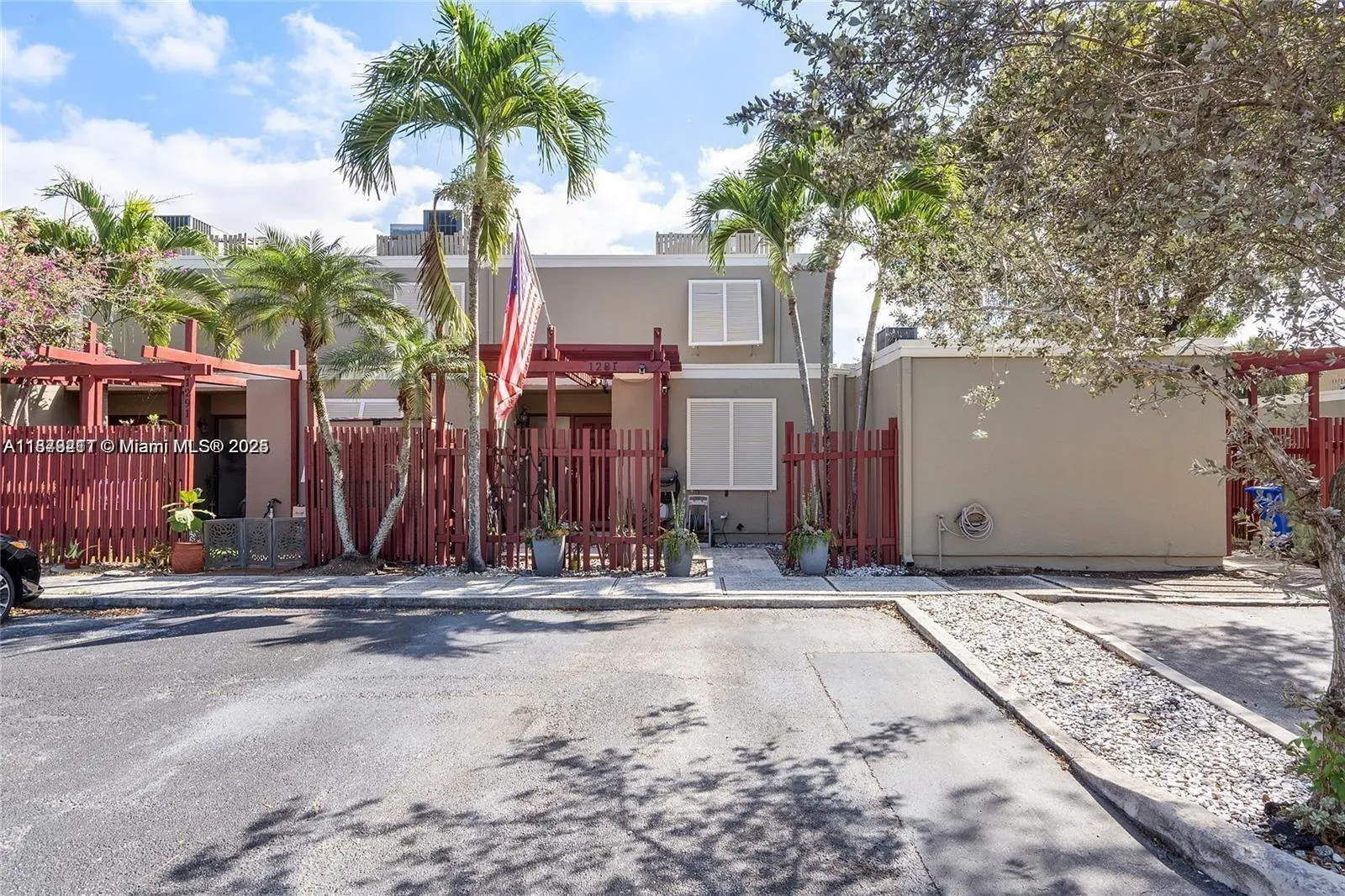 1281 W Fairway Rd, #1281