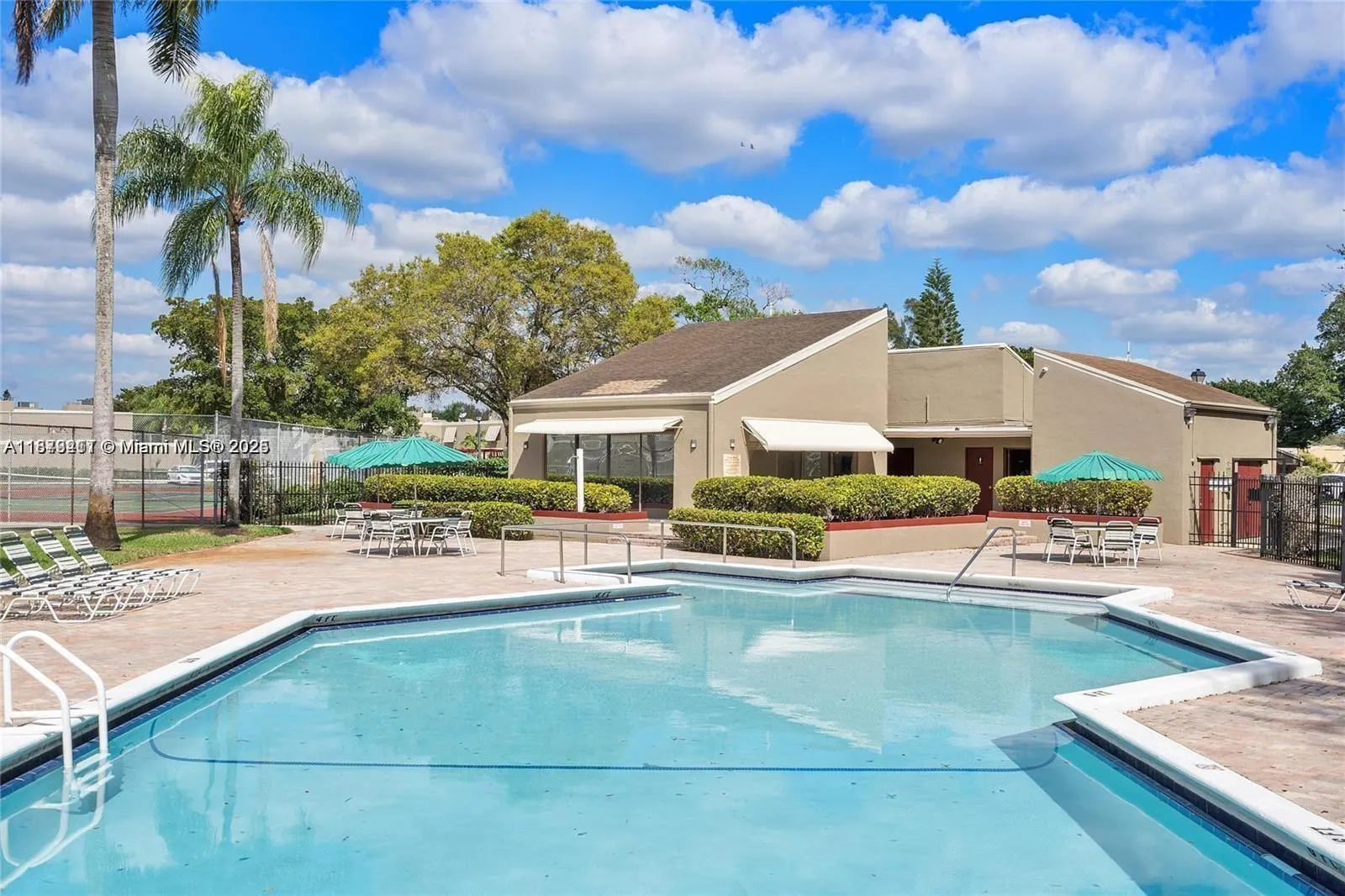 1281 W Fairway Rd, #1281