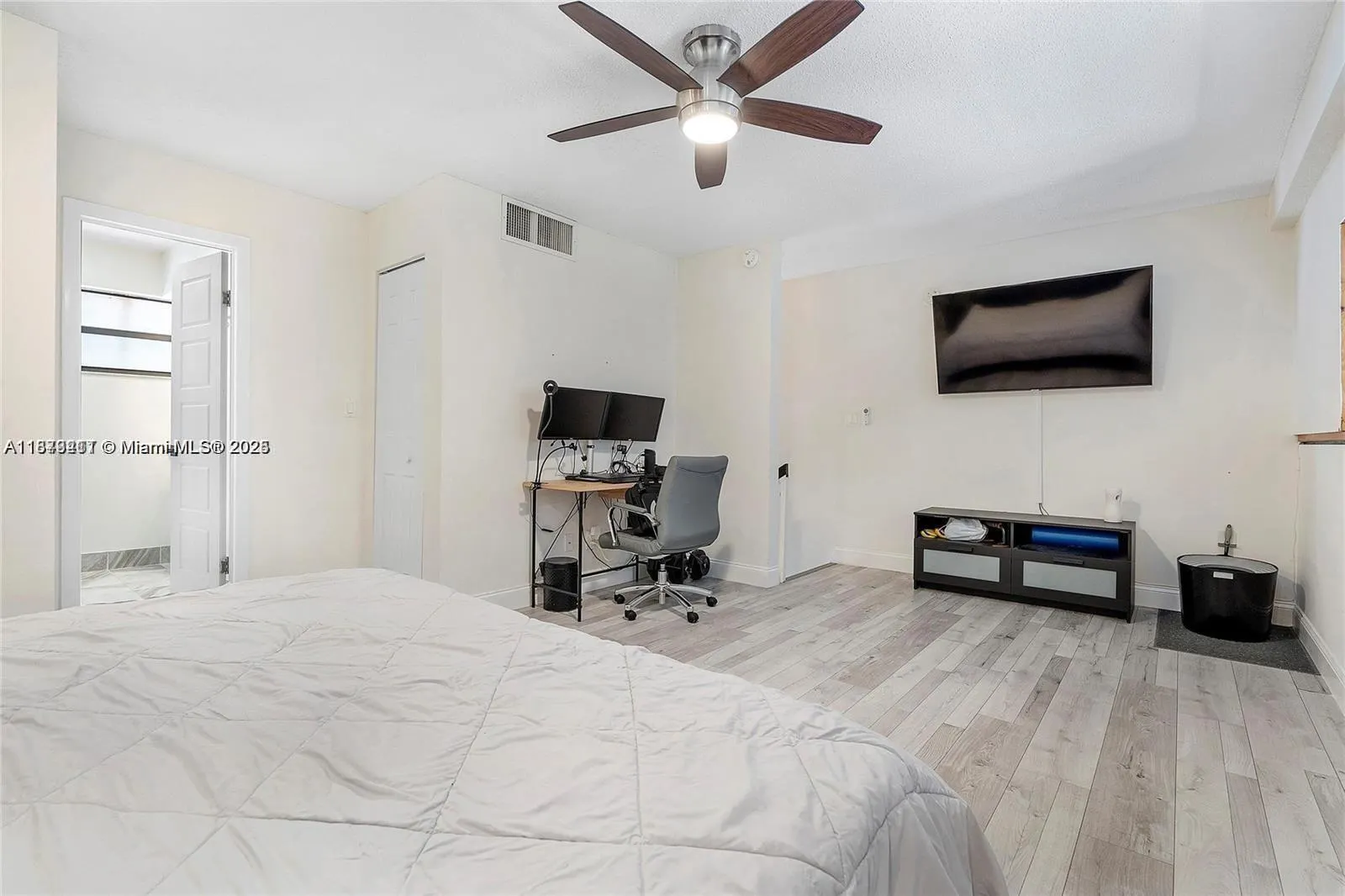 1281 W Fairway Rd, #1281