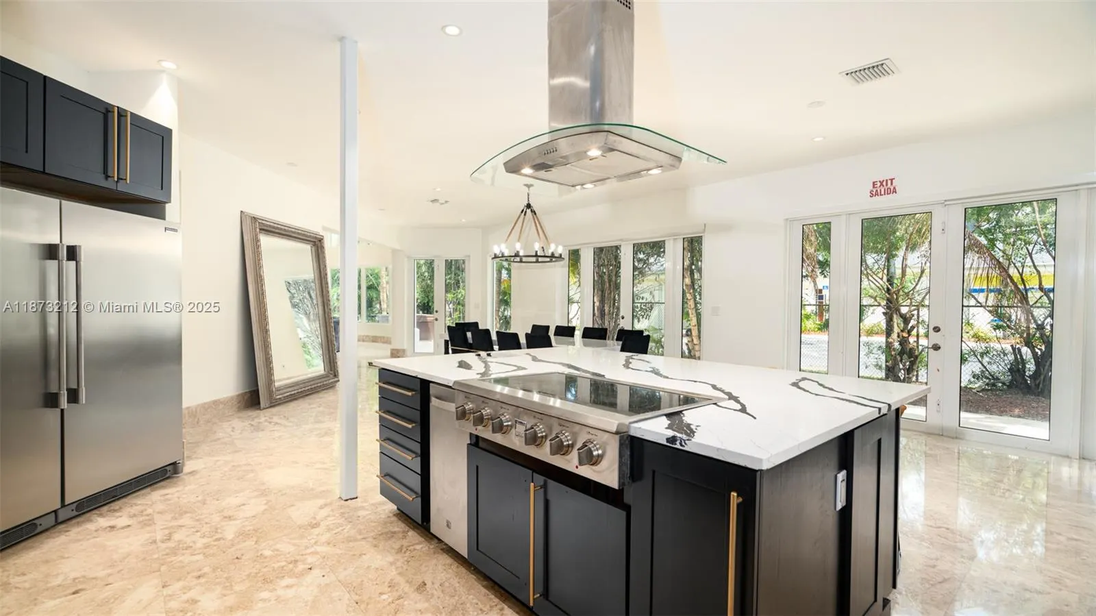 112 NW 14th Way