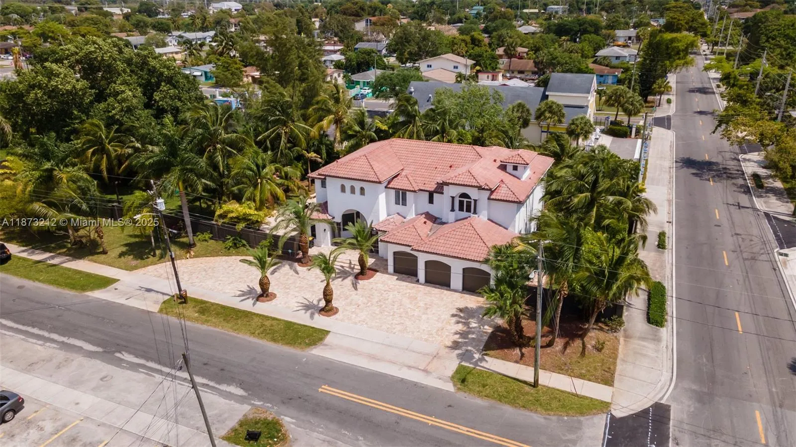 112 NW 14th Way