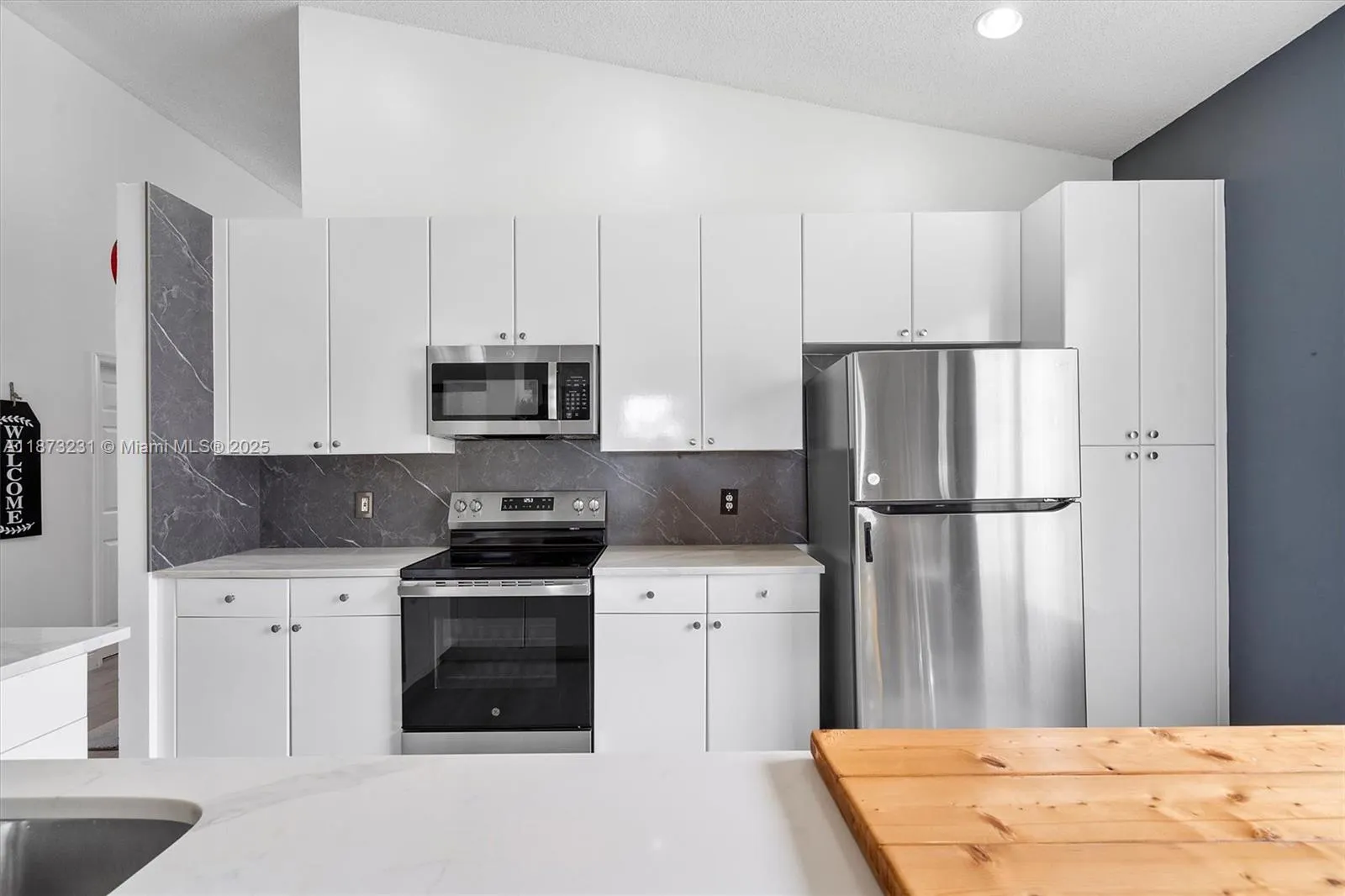 1572 NW 135th Ave