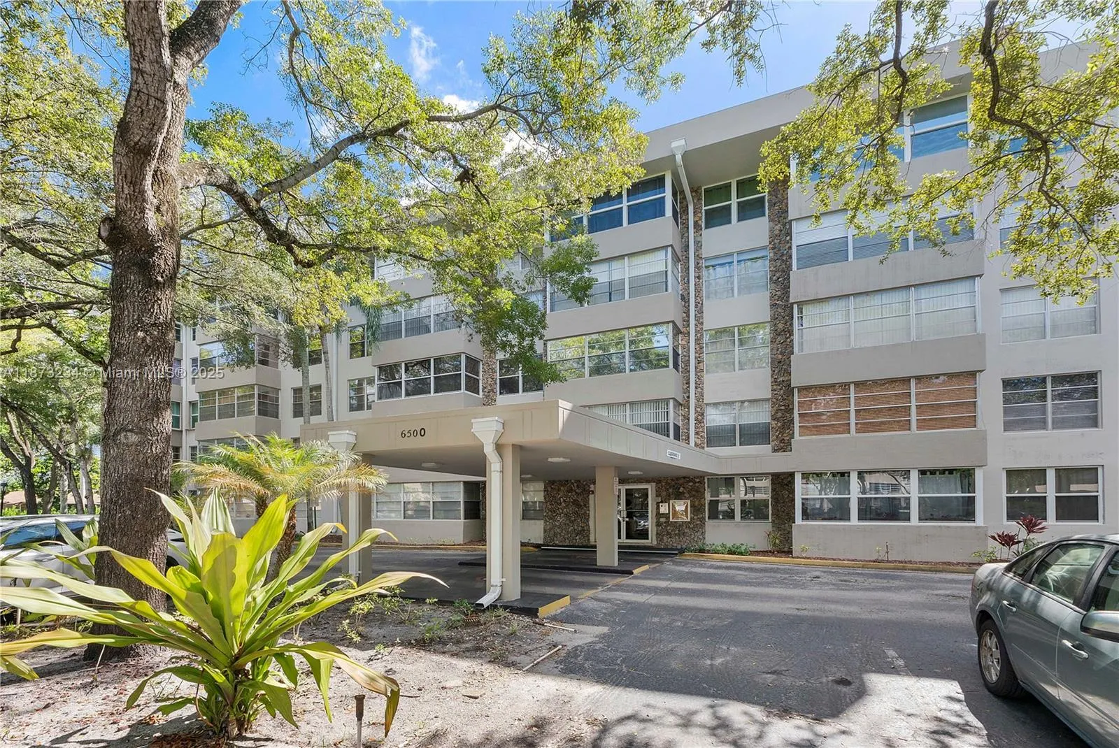 6500 Cypress Rd, #107