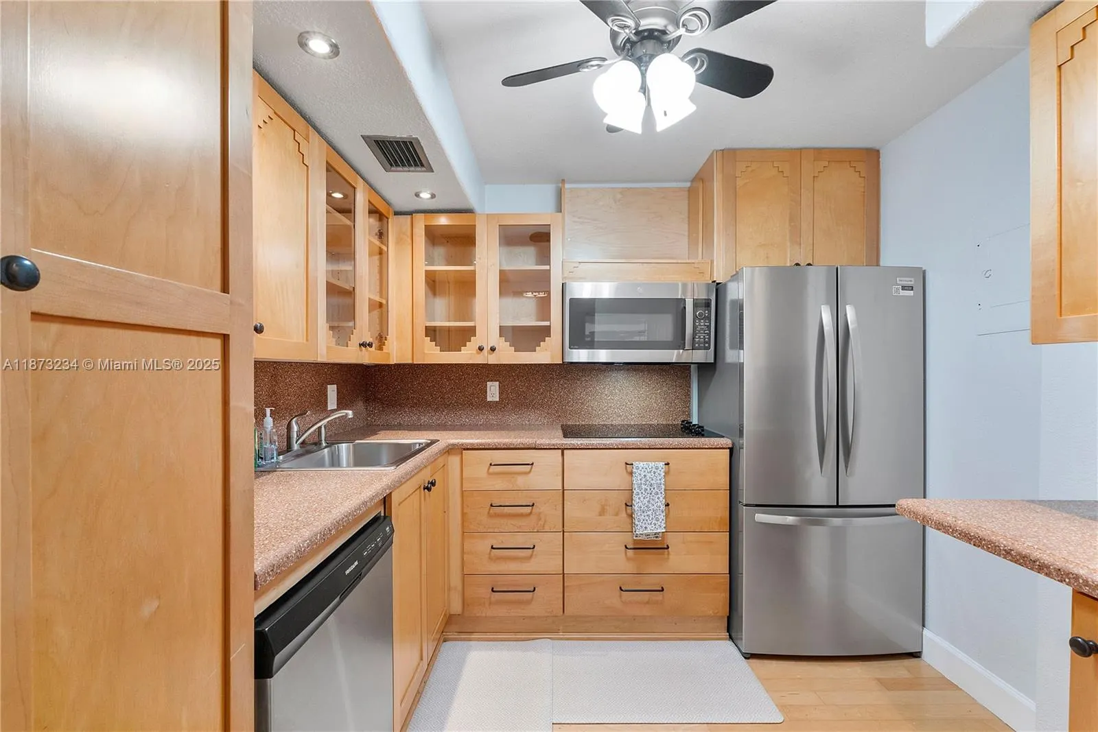 6500 Cypress Rd, #107