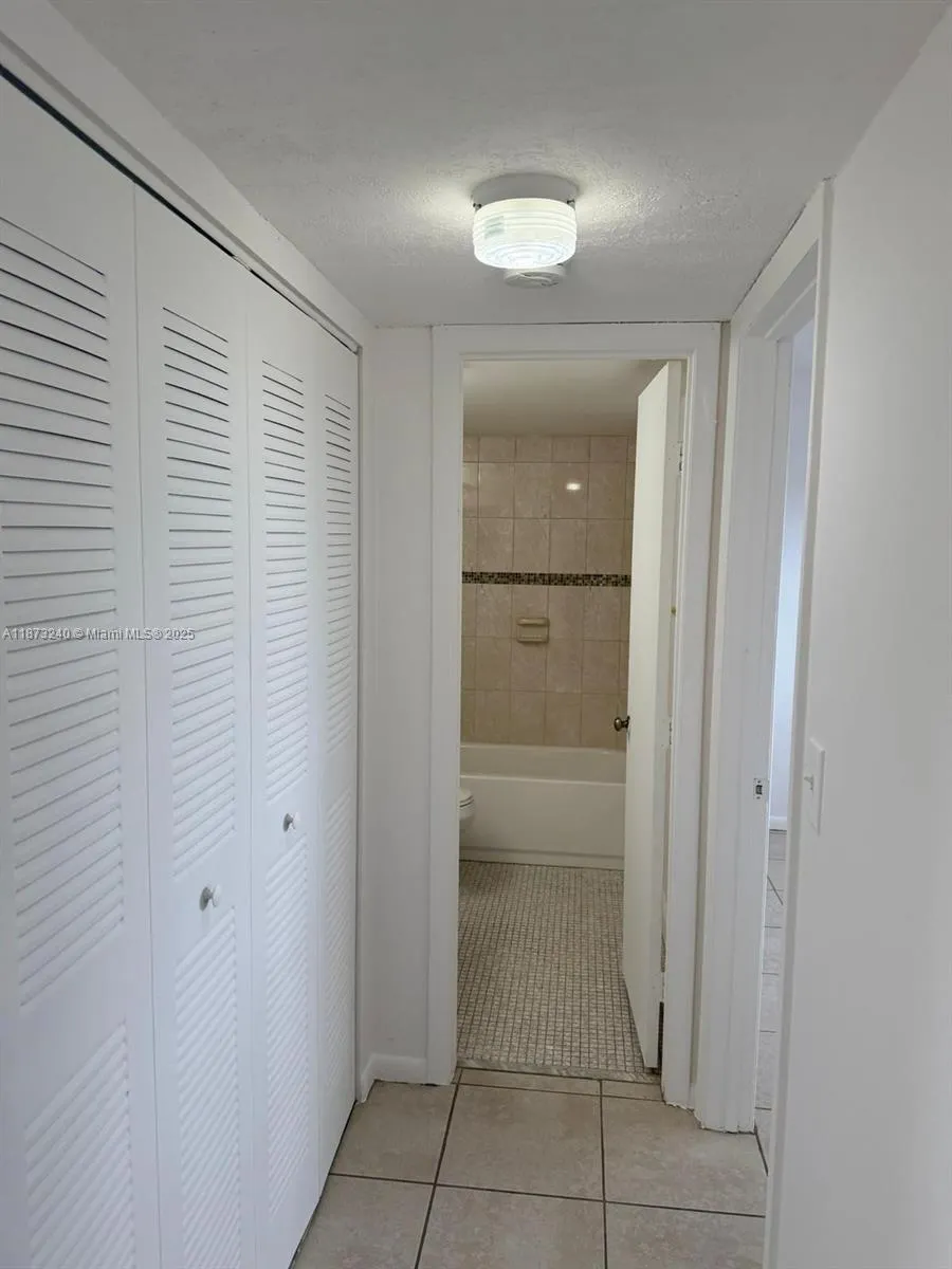 8600 N Sherman Cir, #402